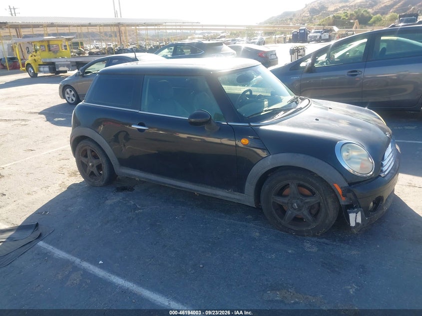 2009 MINI COOPER HARDTOP | WMWMF33509TU72975 | UPCARS
