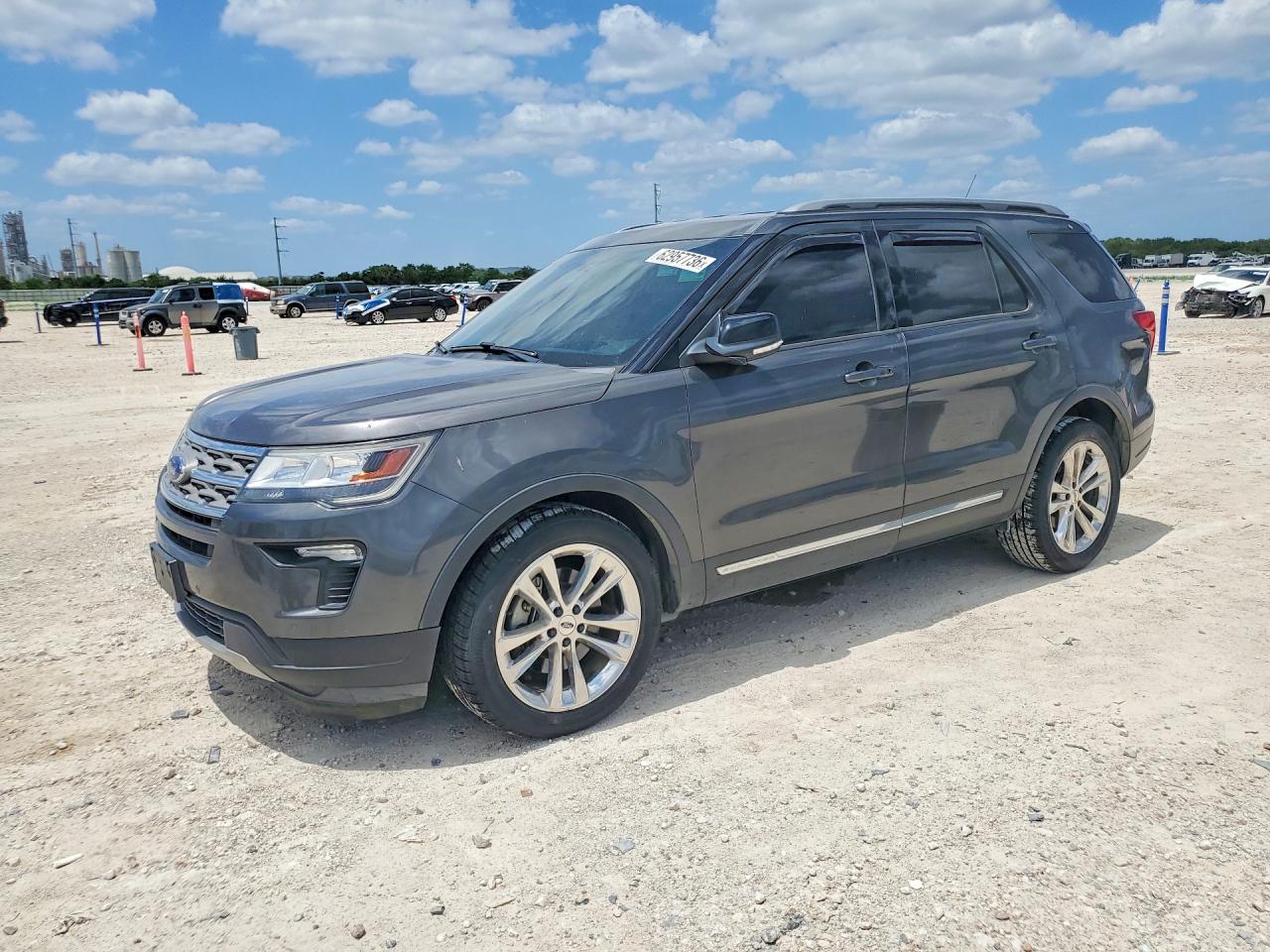 2018 FORD EXPLORER XLT | 1FM5K7D82JGA97621 | UPCARS