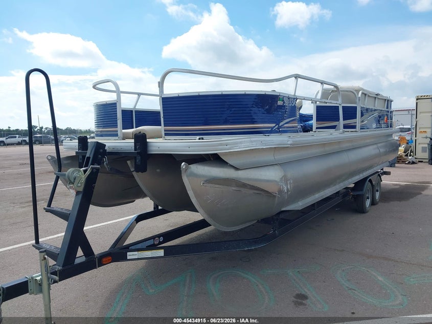 2012 SUNTRACKER PONTOON | BUJ22361C212 | UPCARS