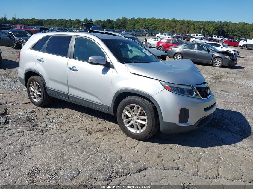 2014 KIA SORENTO LX | 5XYKT3A60EG508622 | UPCARS
