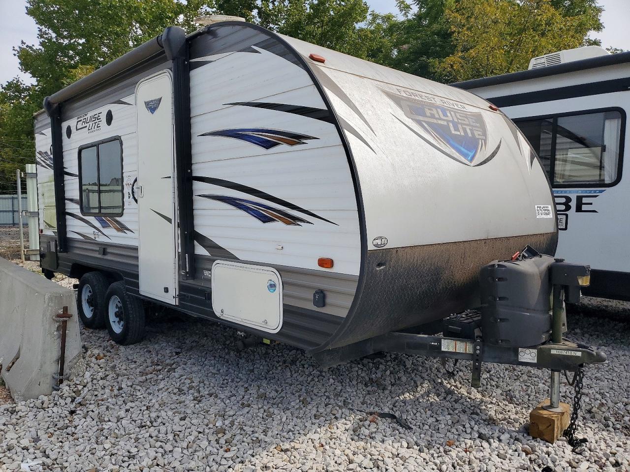 2018 FORESRIVER CRUISE LIT FOREST RIVER  CAMPER | 4X4TSM721J7416647 | UPCARS