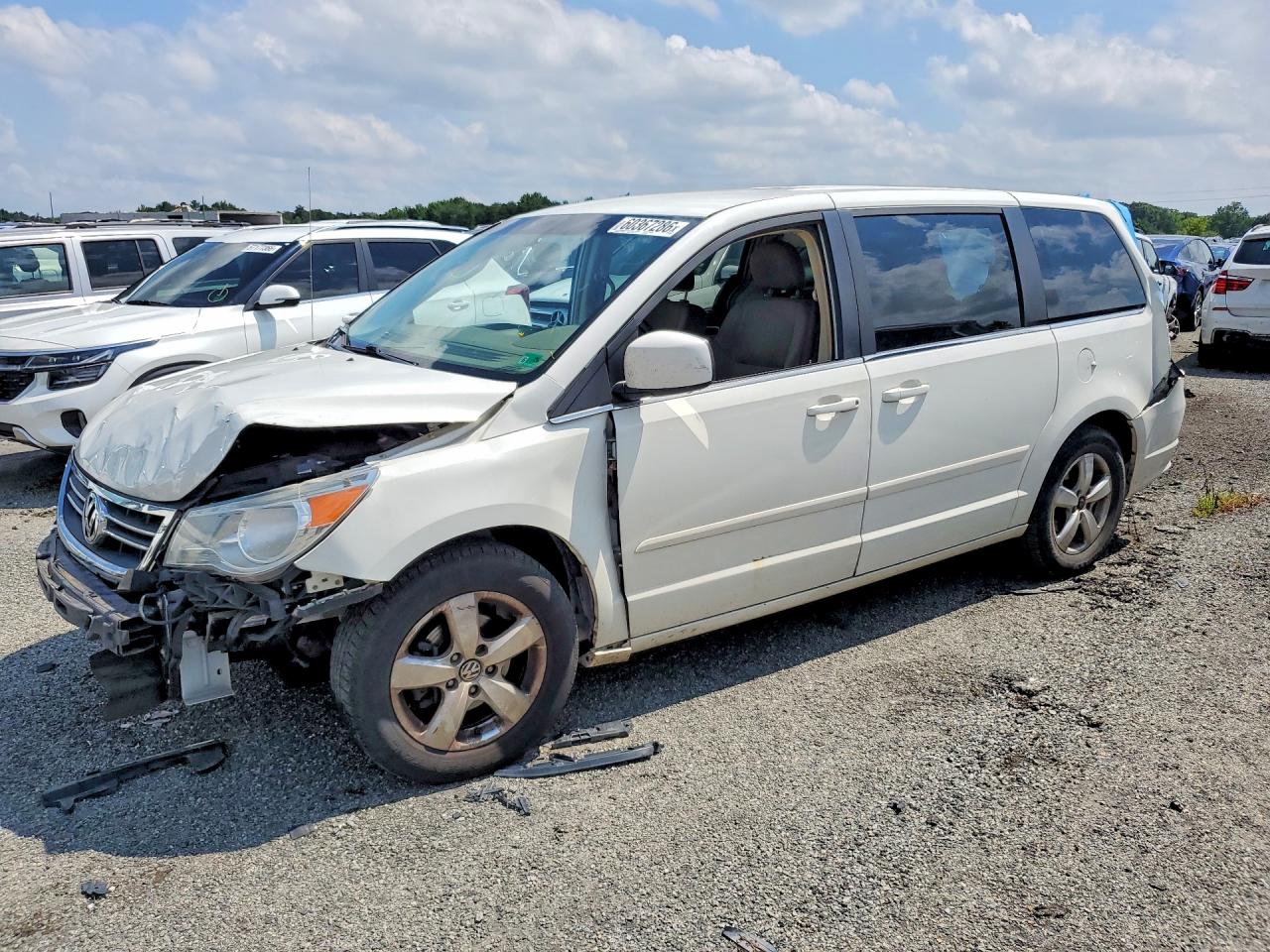 2009 VOLKSWAGEN ROUTAN SE | 2V8HW34169R554575 | UPCARS