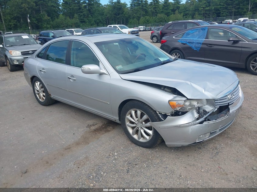 2008 HYUNDAI AZERA LIMITED | KMHFC46F68A332207 | UPCARS