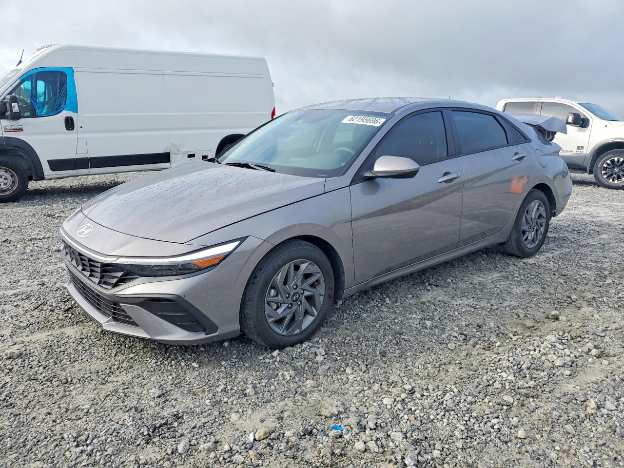 2024 HYUNDAI ELANTRA BLUE | KMHLM4DJ9RU113846 | UPCARS