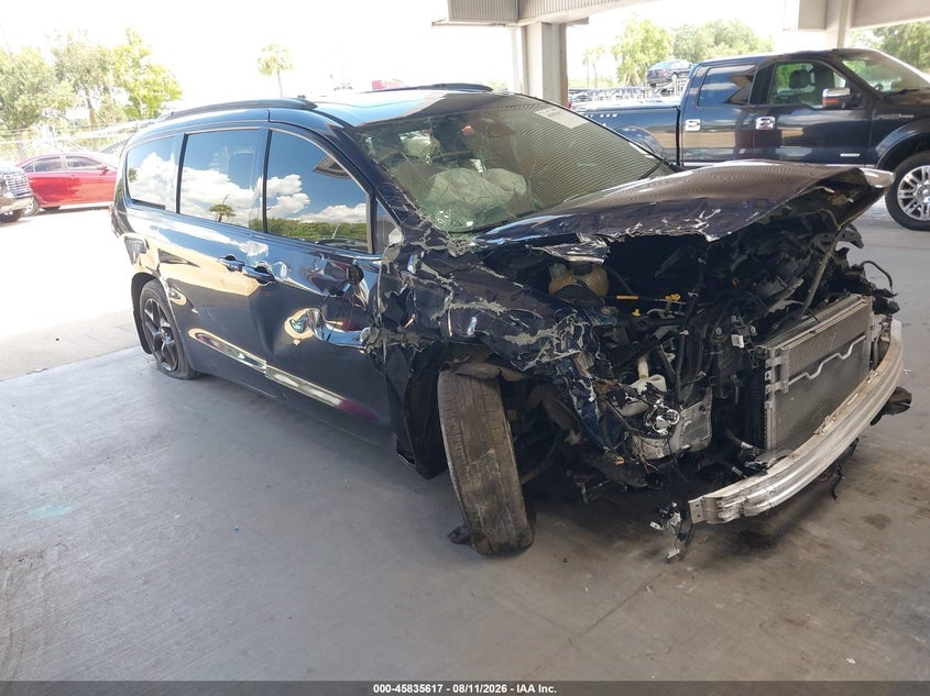 2019 CHRYSLER PACIFICA TOURING L PLUS | 2C4RC1EG2KR733069 | UPCARS