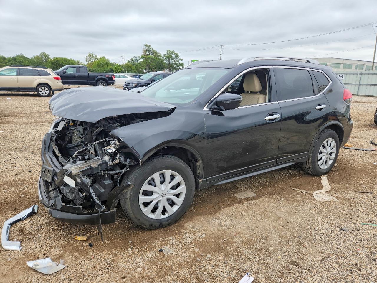 2017 NISSAN ROGUE S | JN8AT2MT1HW386842 | UPCARS