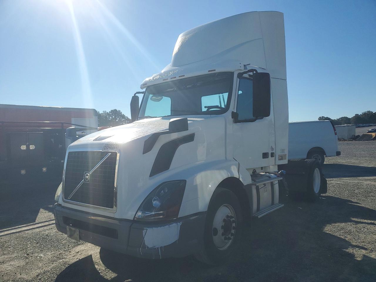 2018 VOLVO VN SEMI TRUCK | 4V4N39TG6JN892435 | UPCARS