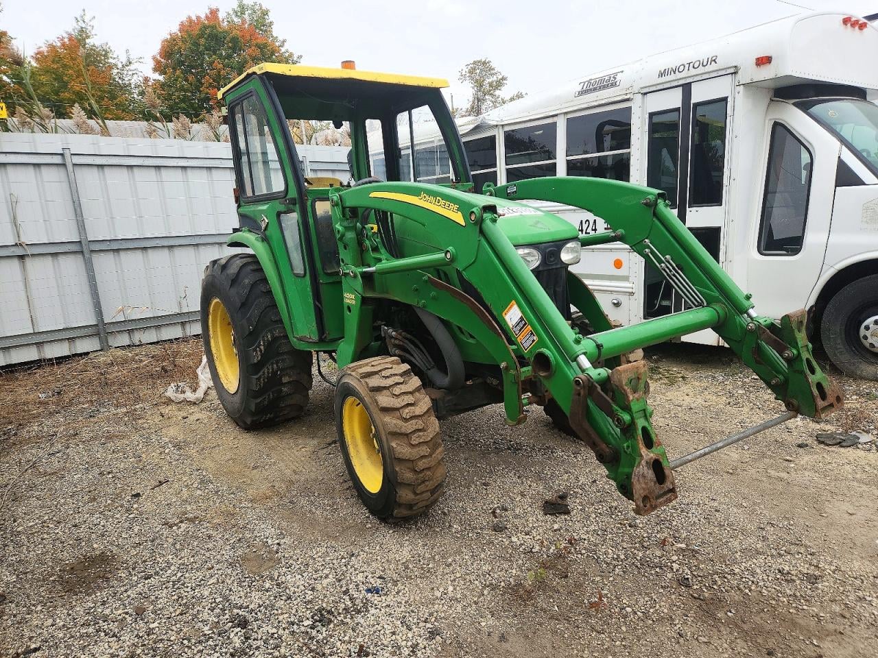 2009 JOHN DEER INDUSTRIAL E 4120 TRACTOR | LV4120H610042 | UPCARS