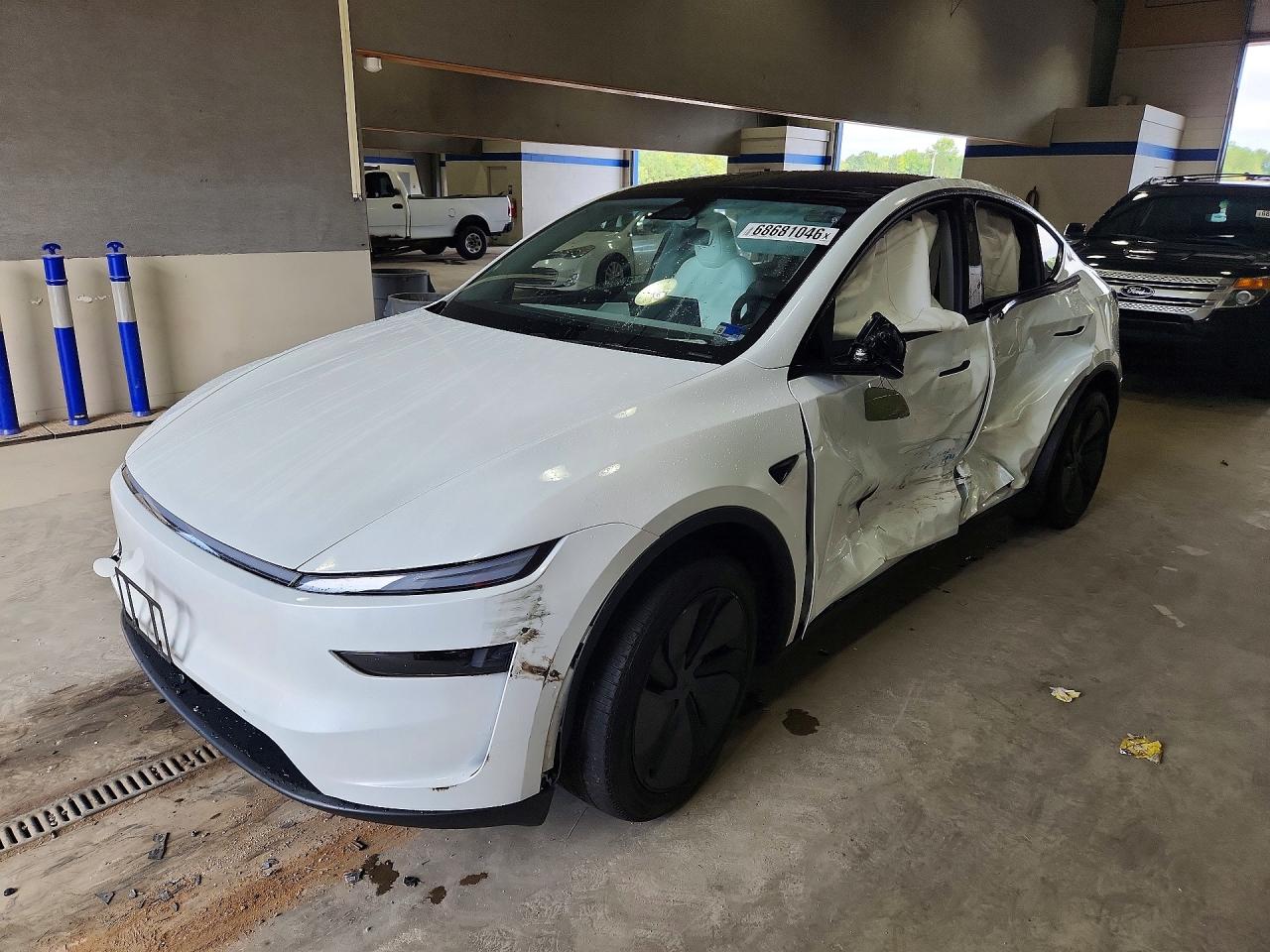2026 TESLA MODEL Y | 7SAYGDEE6TA461297 | UPCARS