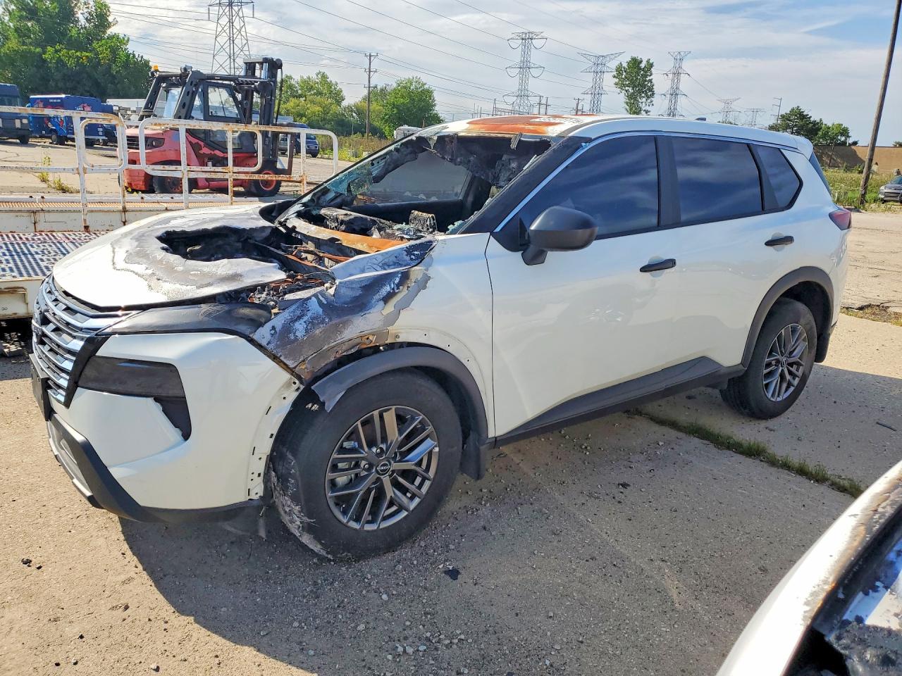 2025 NISSAN ROGUE S | 5N1BT3AB8SC763947 | UPCARS
