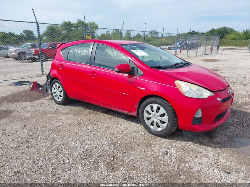 2013 TOYOTA PRIUS C TWO | JTDKDTB33D1049232 | UPCARS