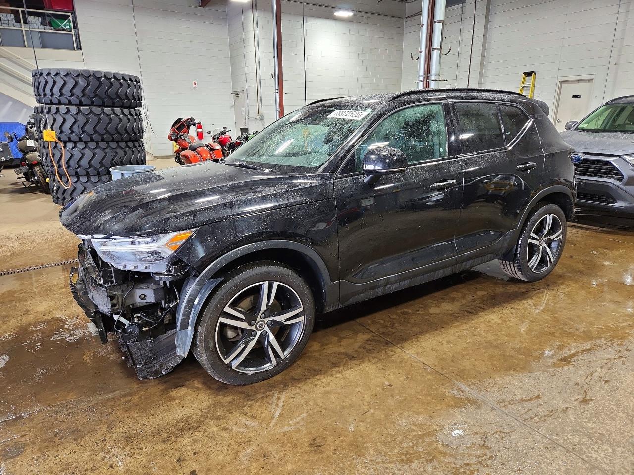 2019 VOLVO XC40 T5 MOMENTUM | YV4162XZ0K2005741 | UPCARS