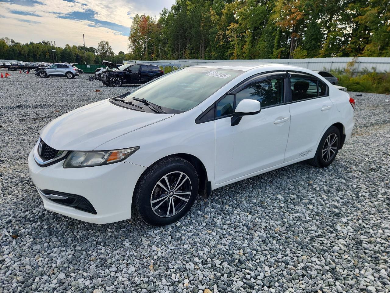 2013 HONDA CIVIC LX | 19XFB2F56DE085457 | UPCARS