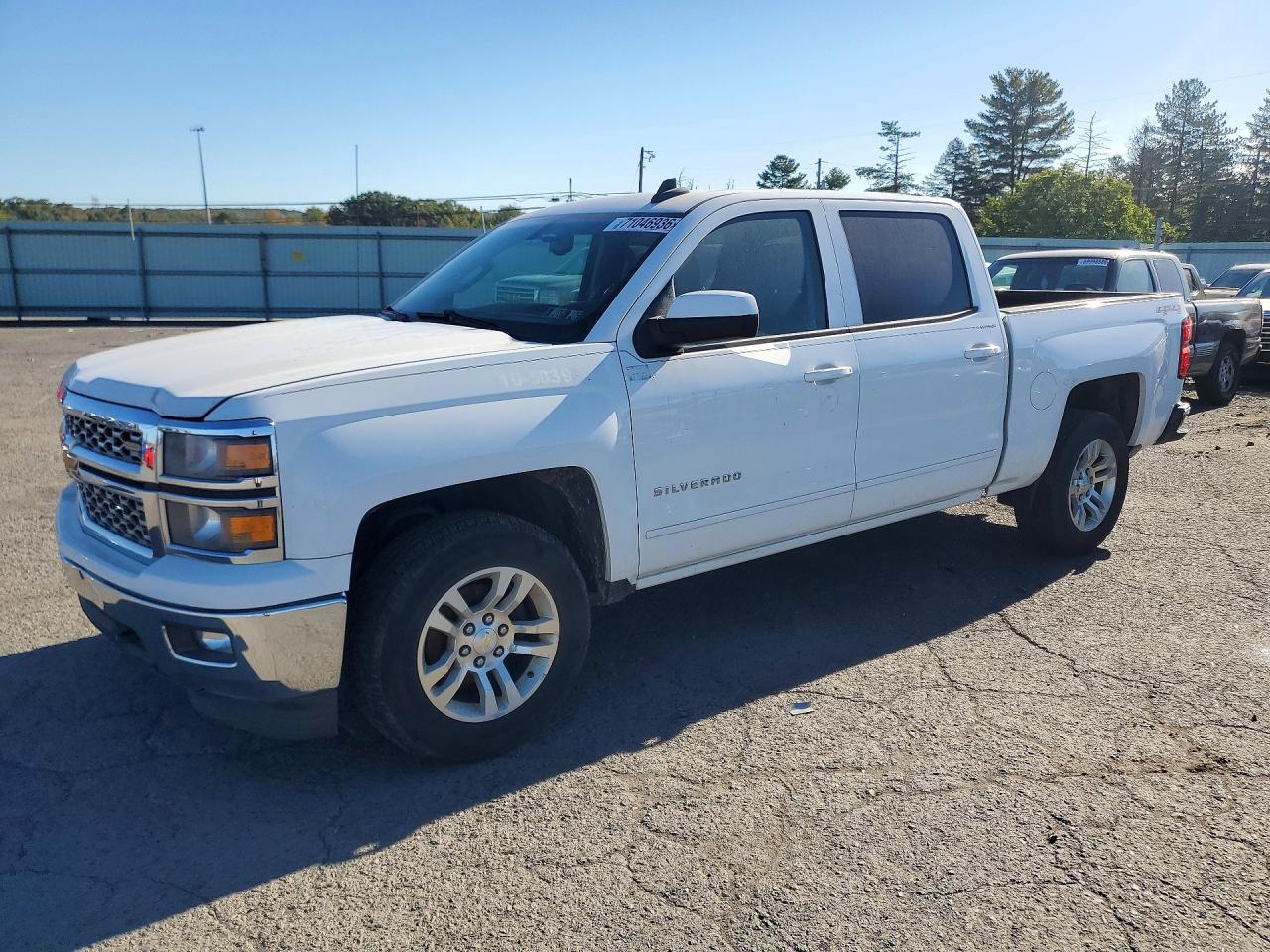 2015 CHEVROLET SILVERADO K1500 LT | 3GCUKREC0FG166039 | UPCARS