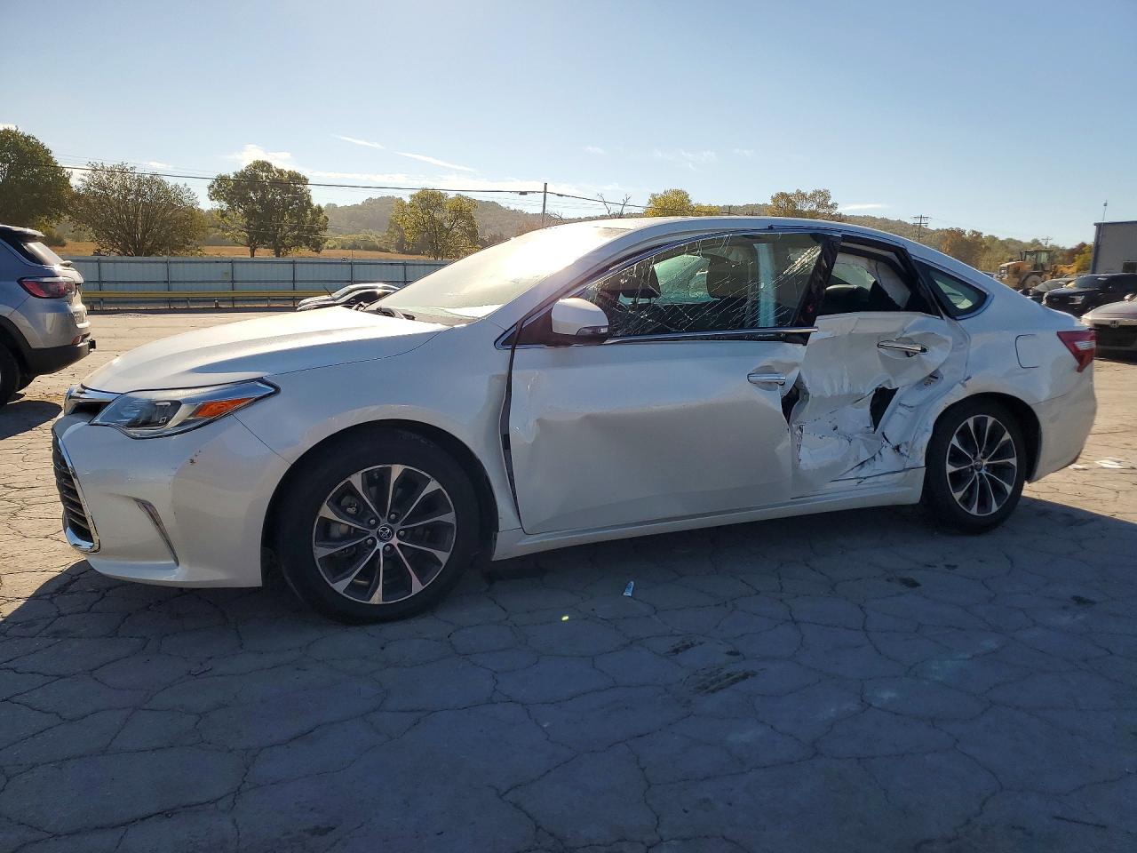 2016 TOYOTA AVALON XLE PREMIUM | 4T1BK1EB1GU241647 | UPCARS