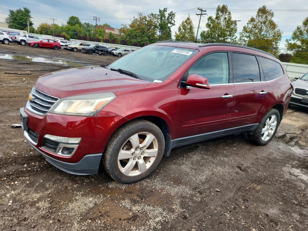 2017 CHEVROLET TRAVERSE LT | 1GNKVGKD3HJ206493 | UPCARS