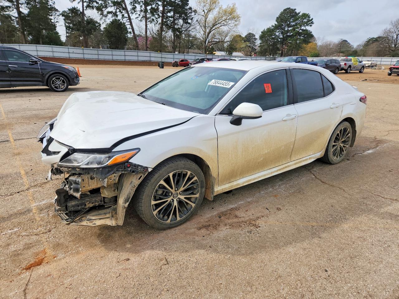2019 TOYOTA CAMRY SE | 4T1B11HK2KU721574 | UPCARS