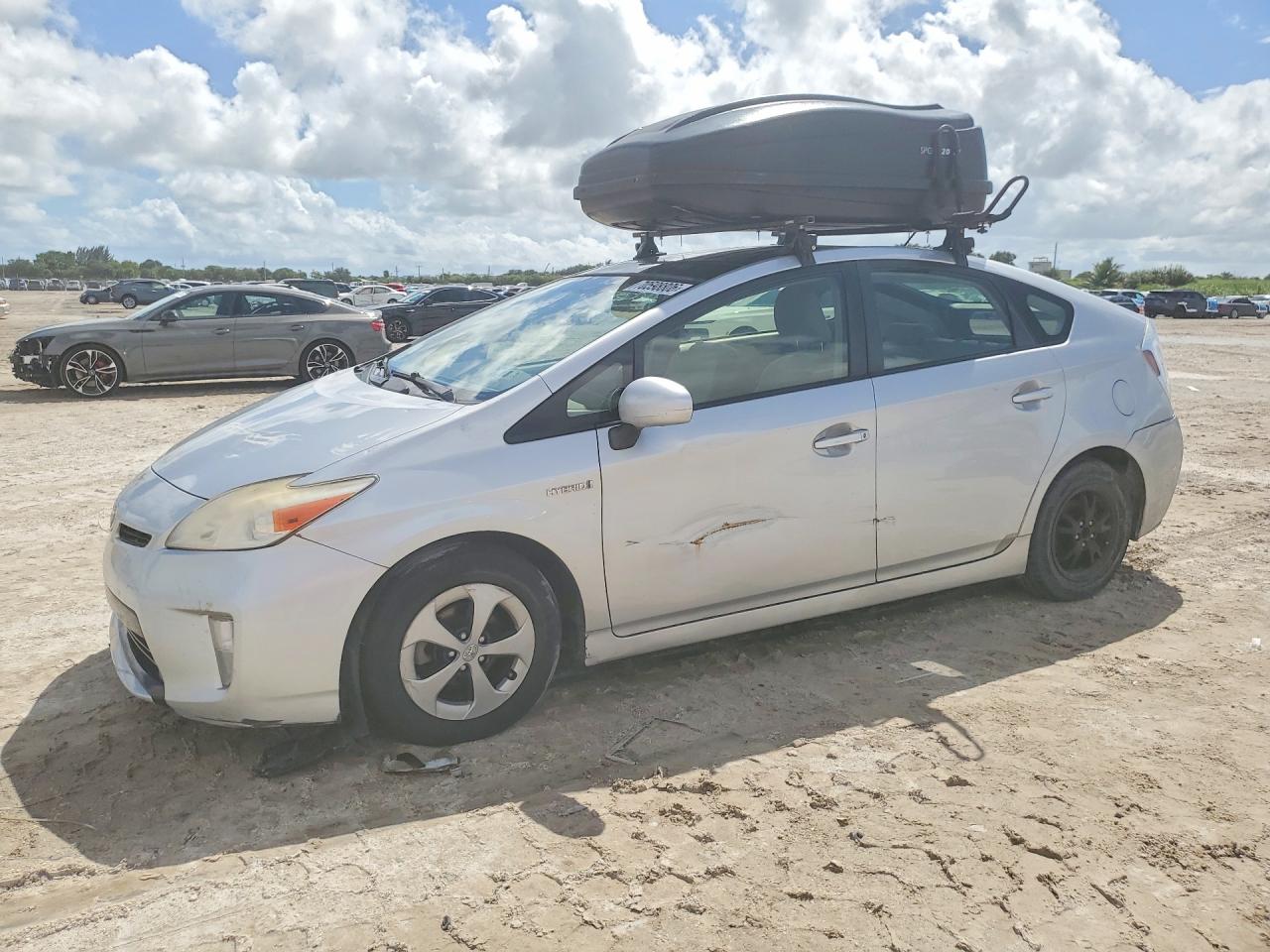 2013 TOYOTA PRIUS THREE | JTDKN3DU1D5562720 | UPCARS