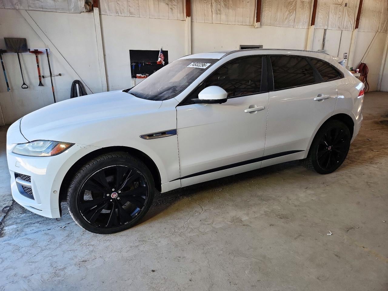 2018 JAGUAR F-PACE R - SPORT | SADCL2EV4JA243637 | UPCARS