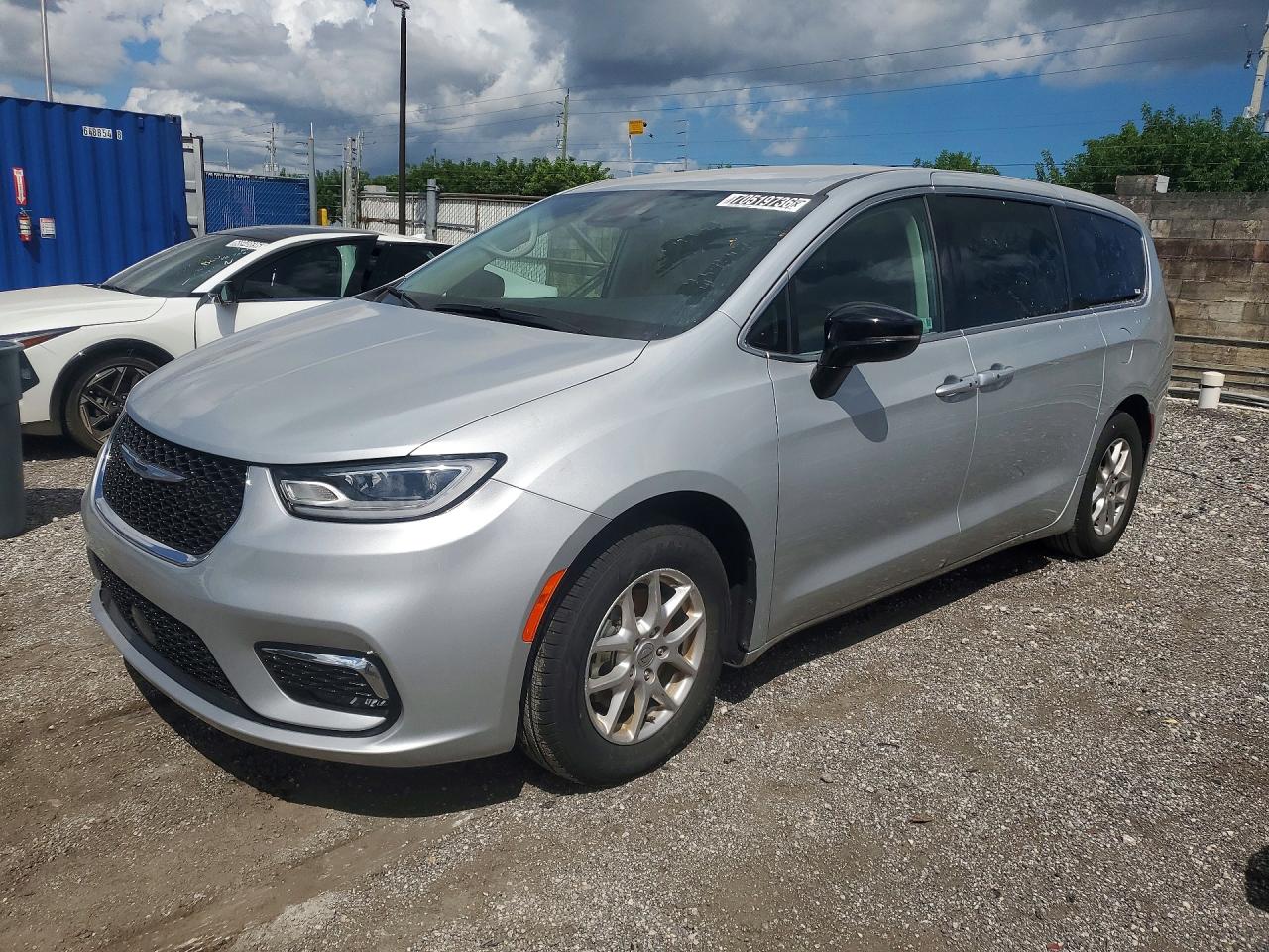 2024 CHRYSLER PACIFICA TOURING L | 2C4RC1BG5RR123603 | UPCARS