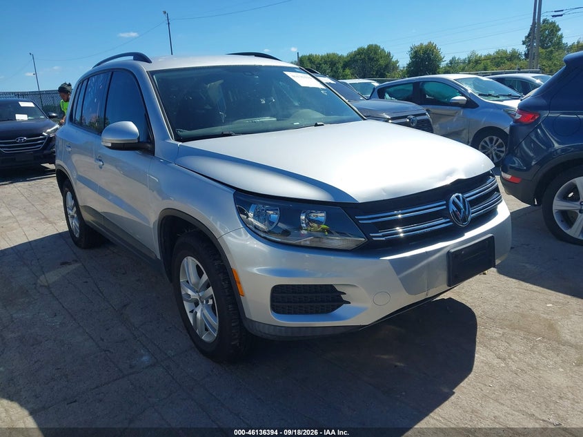 2016 VOLKSWAGEN TIGUAN S | WVGBV7AX8GW569888 | UPCARS