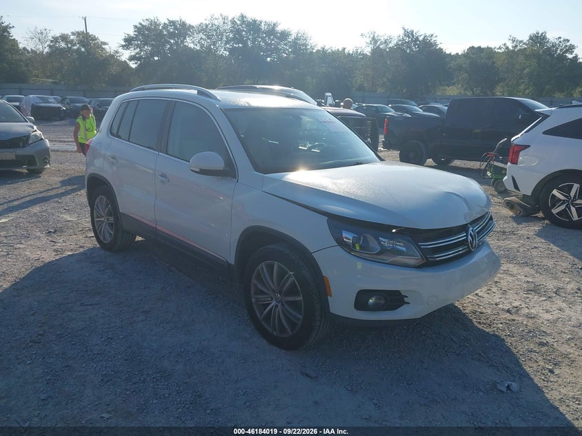 2016 VOLKSWAGEN TIGUAN SE | WVGAV7AX0GW557746 | UPCARS