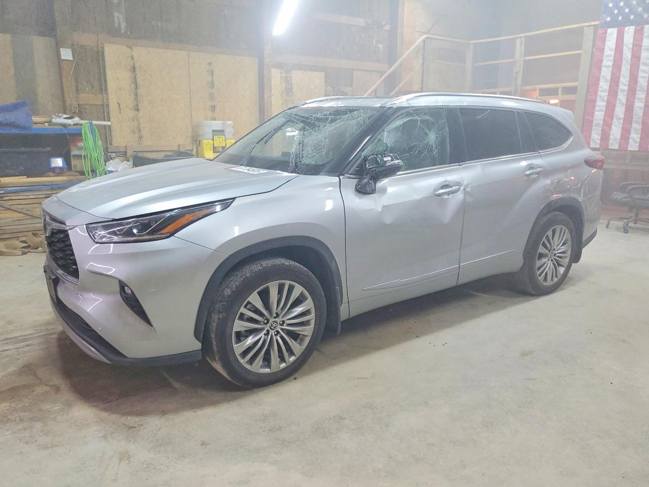 2022 TOYOTA HIGHLANDER PLATINUM | 5TDFZRBH8NS235600 | UPCARS