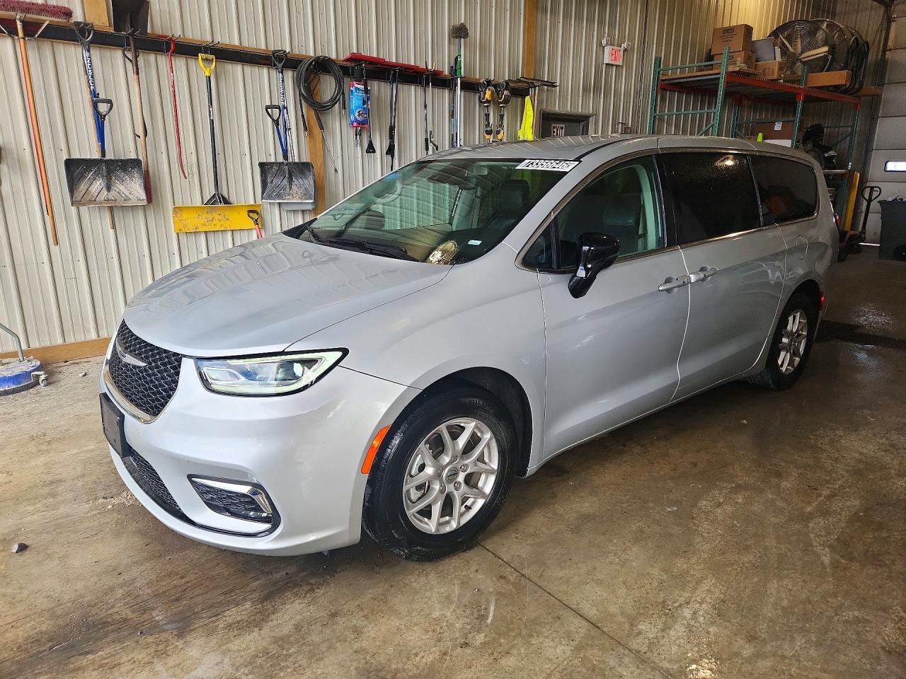 2024 CHRYSLER PACIFICA TOURING L | 2C4RC1BG2RR182544 | UPCARS