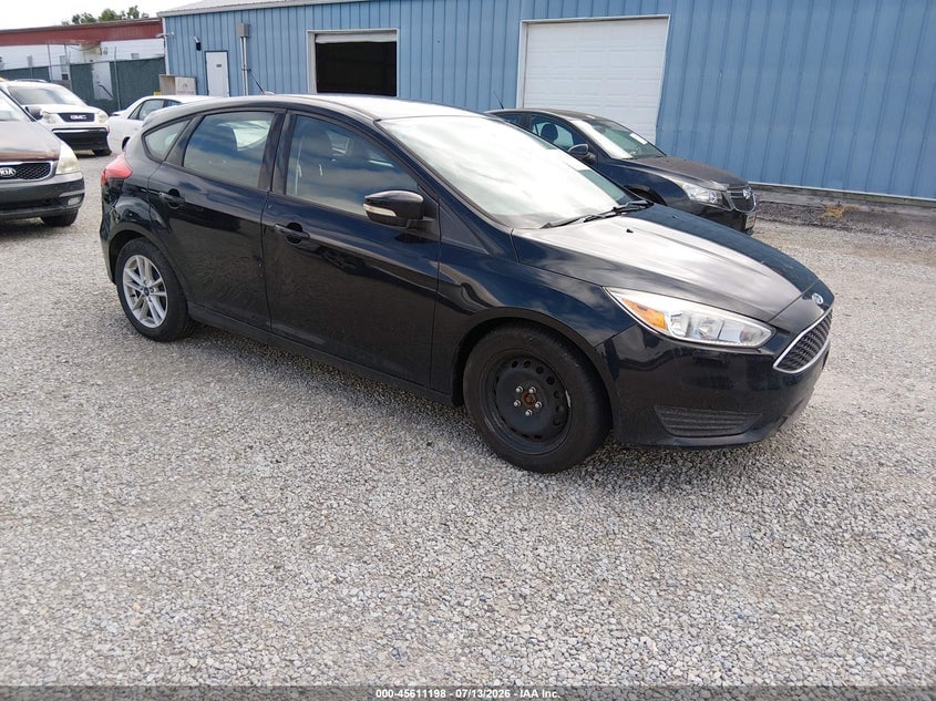 2017 FORD FOCU SE | 1FADP3K2XHL298831 | UPCARS