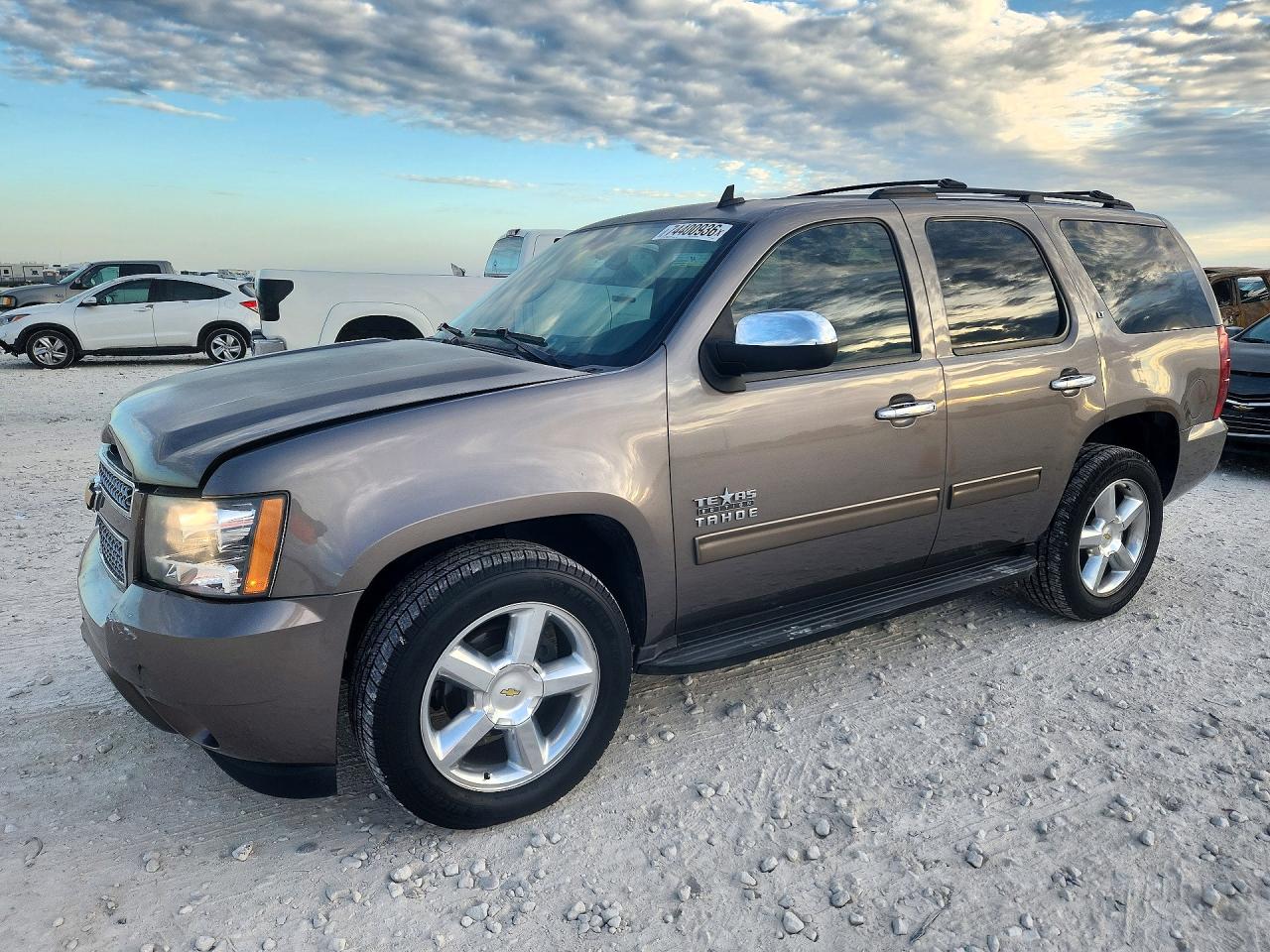 2014 CHEVROLET TAHOE C1500 LT | 1GNSCBE03ER155365 | UPCARS