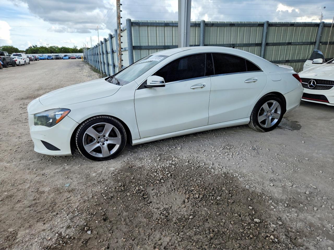 2016 MERCEDES-BENZ CLA-CLASS 250 | WDDSJ4EB9GN354724 | UPCARS
