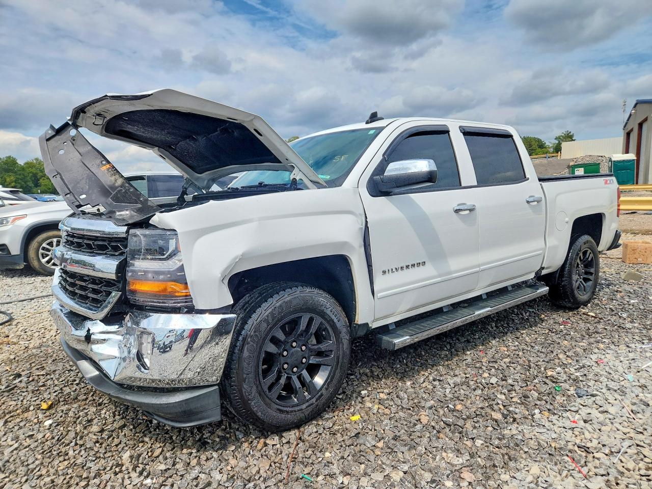 2018 CHEVROLET SILVERADO C1500 LT | 3GCPCREHXJG160957 | UPCARS