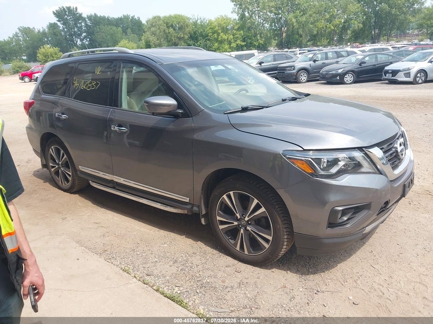 2017 NISSAN PATHFINDER PLATINUM | 5N1DR2MM3HC622534 | UPCARS