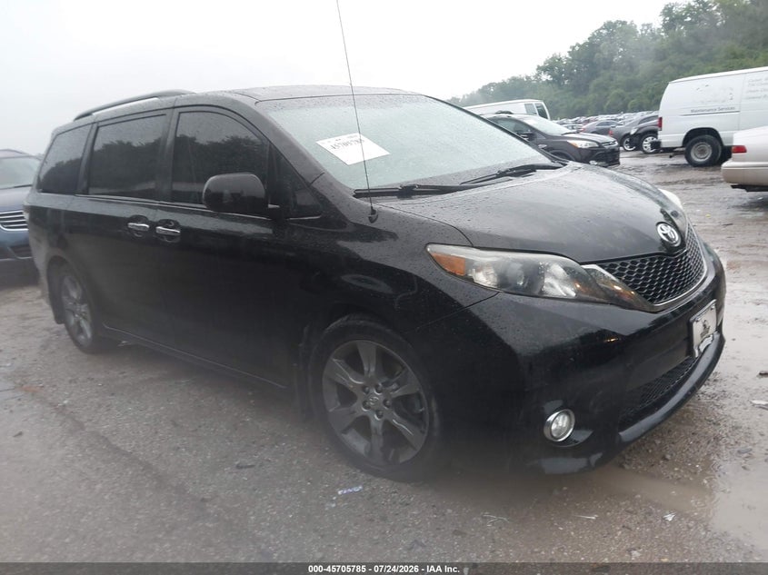 2014 TOYOTA SIENNA SE 8 PASSENGER | 5TDXK3DC8ES520384 | UPCARS