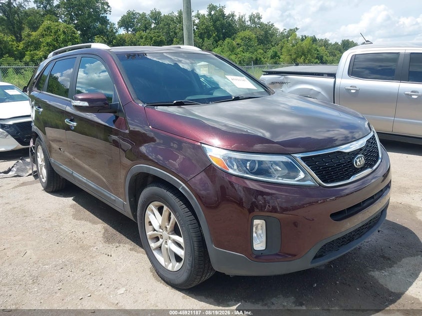 2015 KIA SORENTO LX | 5XYKT4A67FG659819 | UPCARS
