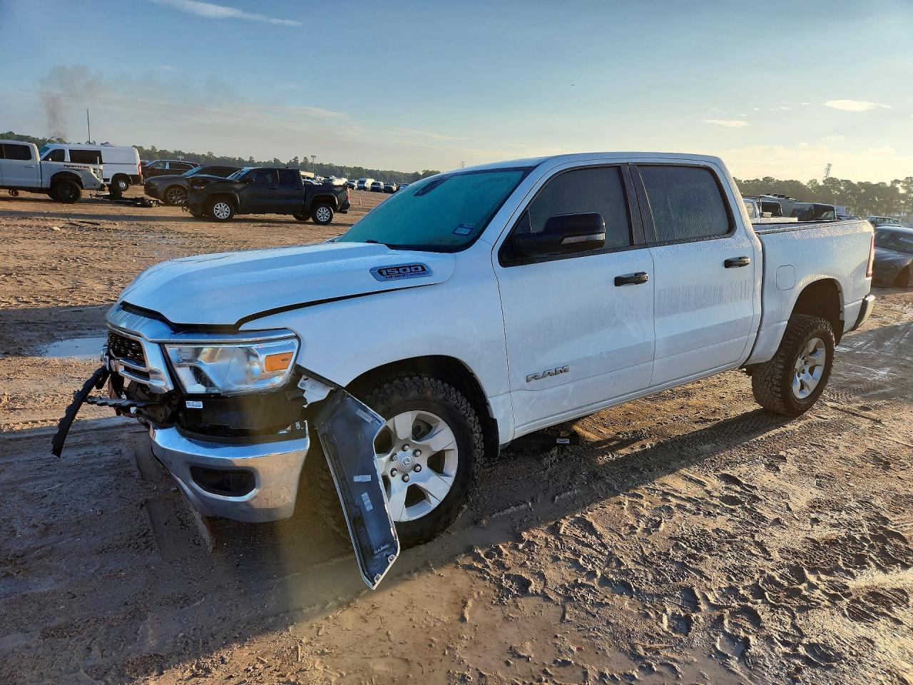 2024 RAM 1500 BIG HORN/LONE STAR | 1C6SRFFT3RN105495 | UPCARS