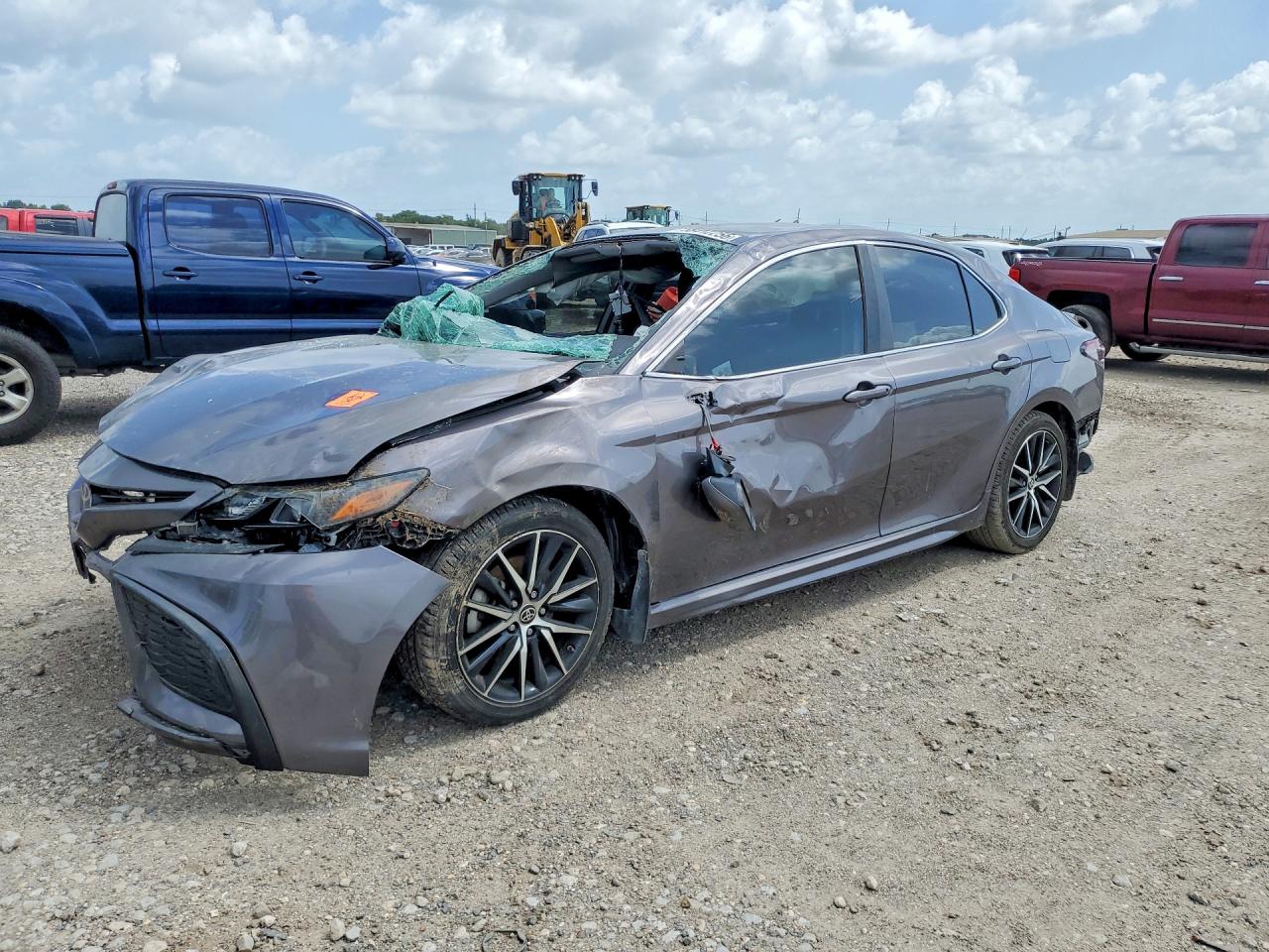 2022 TOYOTA CAMRY SE | 4T1T11AK5NU617406 | UPCARS