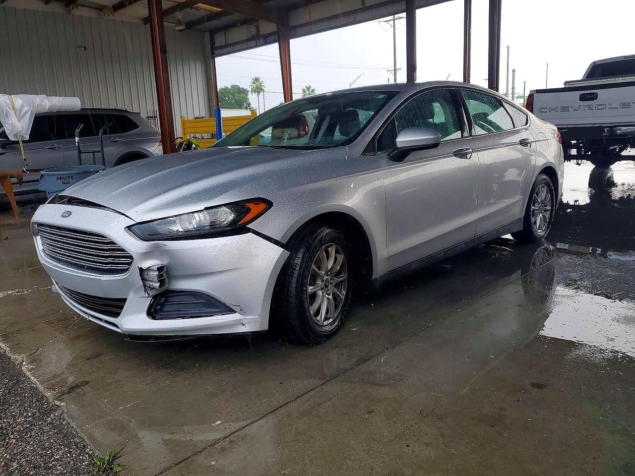 2015 FORD FUSION S | 1FA6P0G70F5110671 | UPCARS