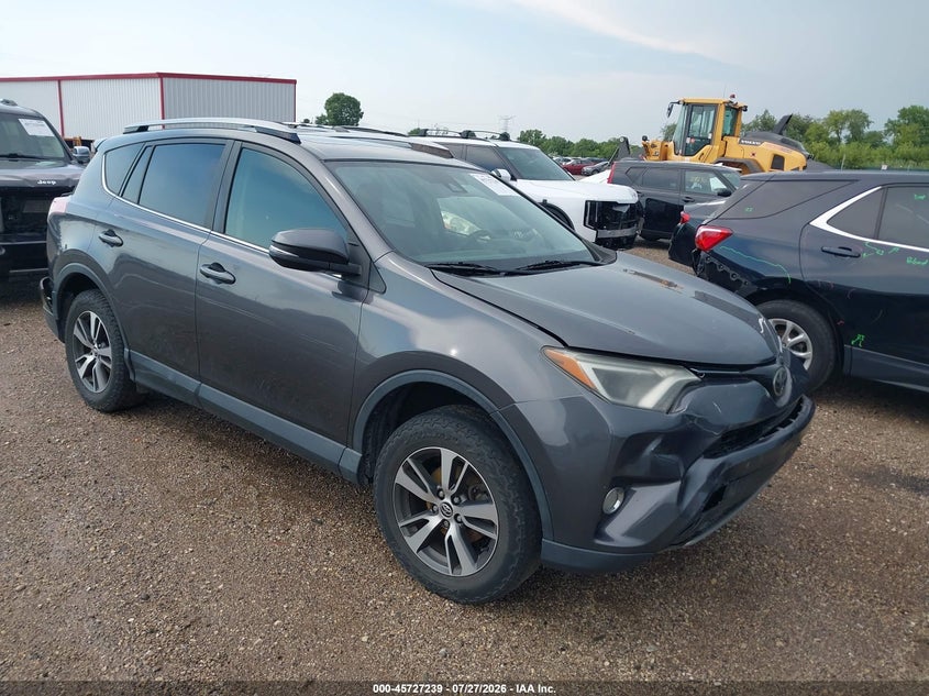 2017 TOYOTA RAV4 XLE | JTMRFREV8HJ143928 | UPCARS