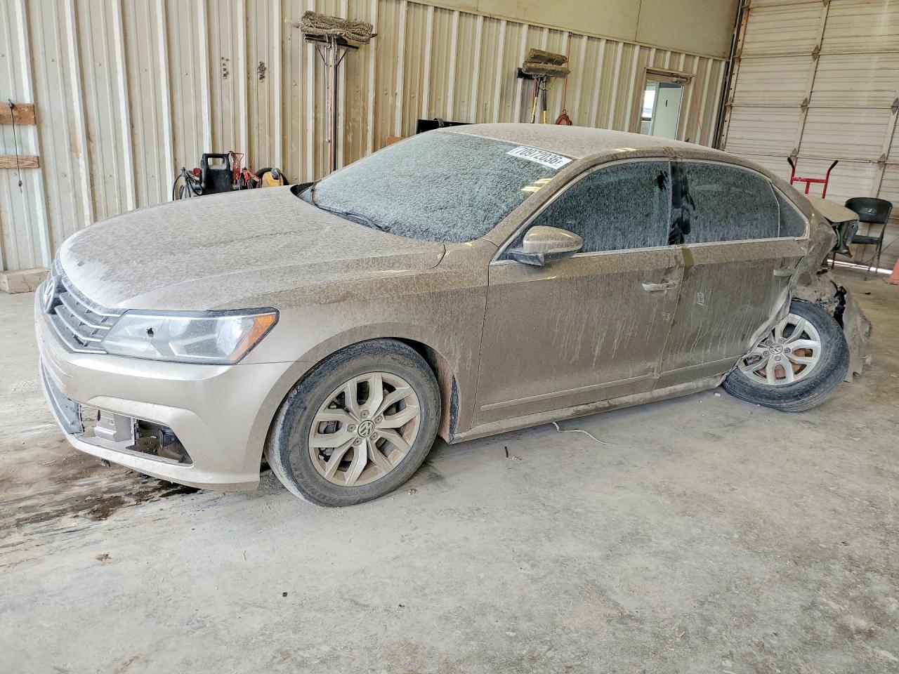 2016 VOLKSWAGEN PASSAT S | 1VWAT7A30GC038668 | UPCARS