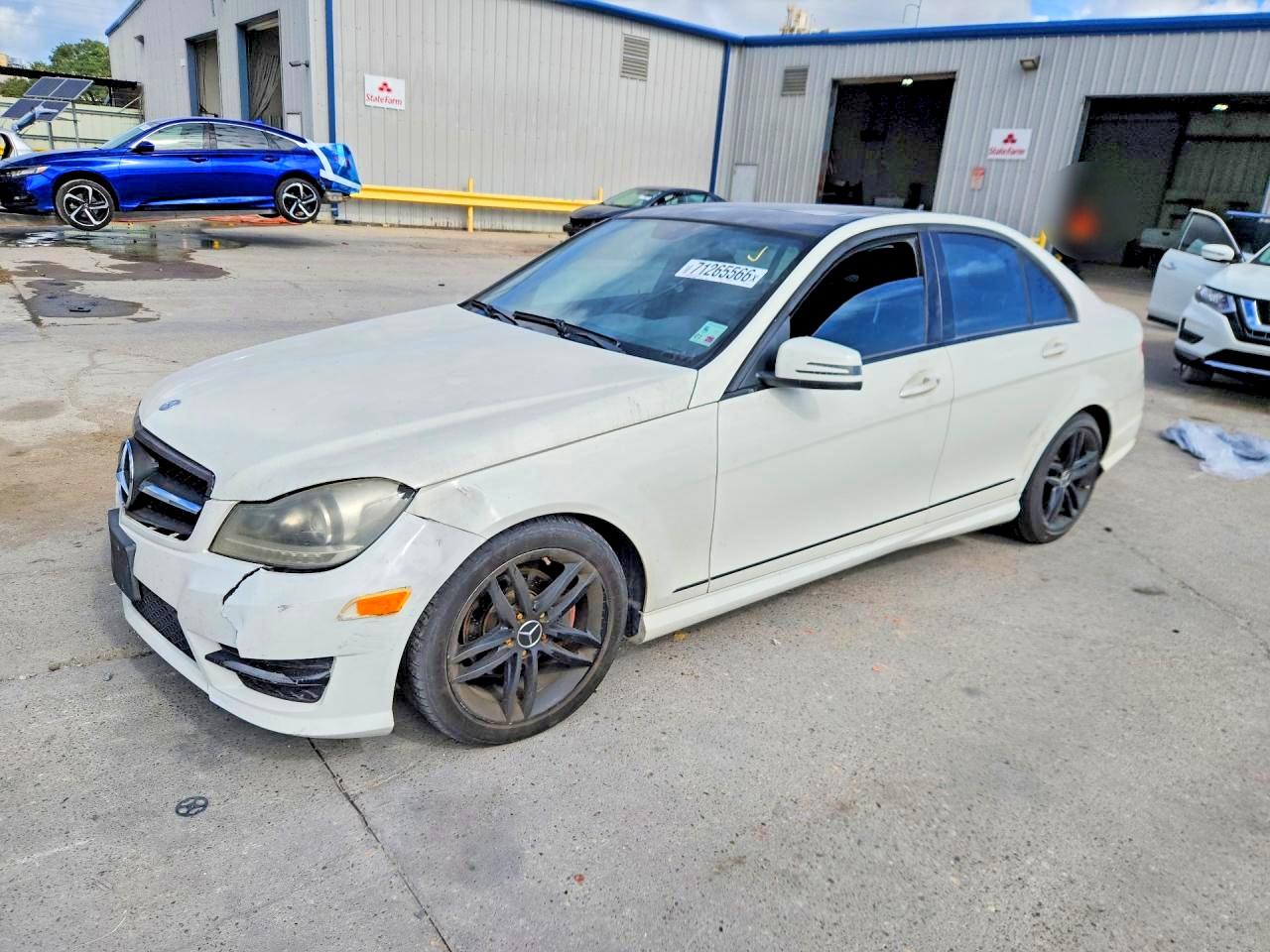 2012 MERCEDES-BENZ C-CLASS 300 4MATIC | WDDGF8BB9CA724977 | UPCARS