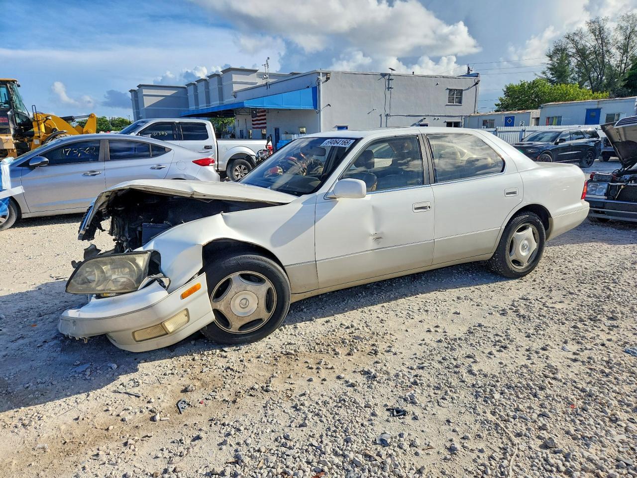 1999 LEXUS LS 400 | JT8BH28FXX0166590 | UPCARS