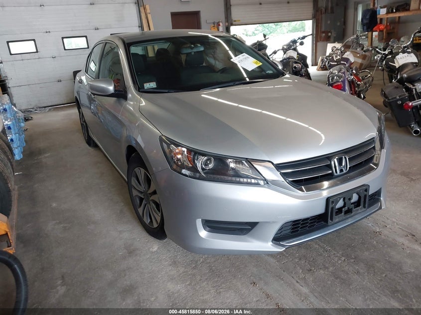 2015 HONDA ACCORD LX | 1HGCR2F33FA056714 | UPCARS