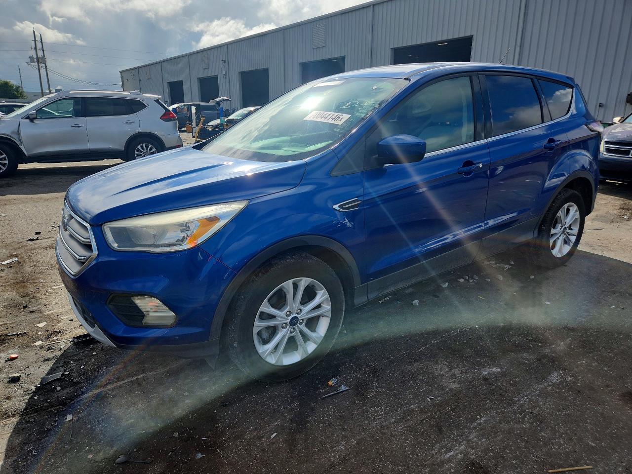 2017 FORD ESCAPE SE | 1FMCU0GD8HUF02541 | UPCARS