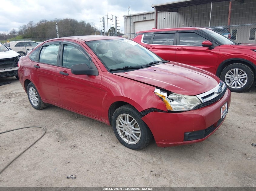 2010 FORD FOCU SE | 1FAHP3FN2AW122429 | UPCARS