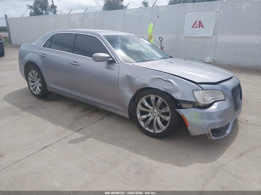 2016 CHRYSLER 300 LIMITED | 2C3CCAAG3GH313687 | UPCARS