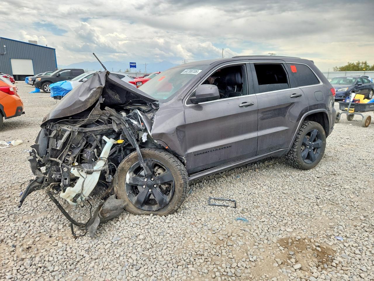 2015 JEEP CHEROKEE LAREDO | 1C4RJFAG4FC712859 | UPCARS