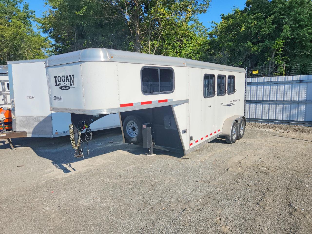 2020 LOGAN CROSSFIRE HORSE TRAILER | 59TGF2422L2008774 | UPCARS