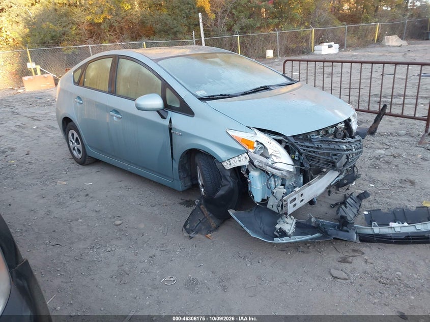 2014 TOYOTA PRIUS THREE | JTDKN3DU1E1834126 | UPCARS