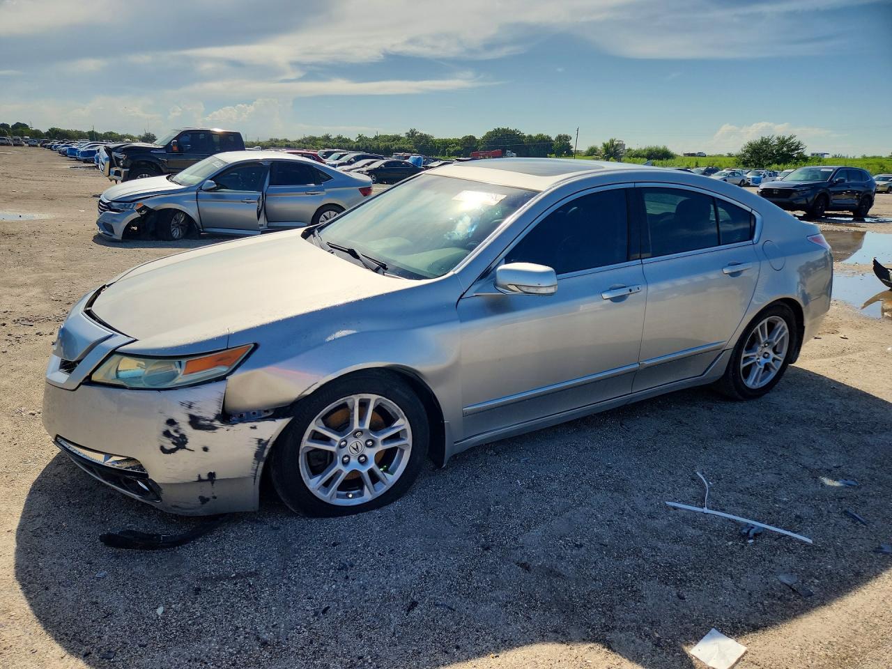 2010 ACURA TL | 19UUA8F5XAA016039 | UPCARS